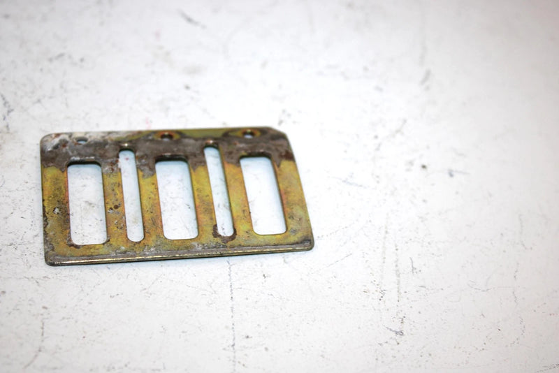 00 Arctic Cat Zr 600 Oem Reed Valve Stopper 3004-176 SA79