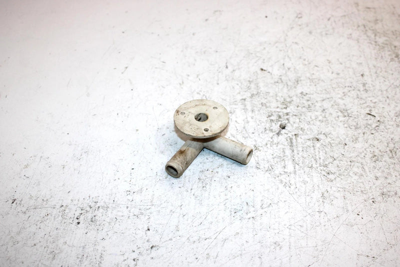 1992 Yamaha Waverunner Oem Drain Pipe Fitting EU0-62242-00-00 JY10