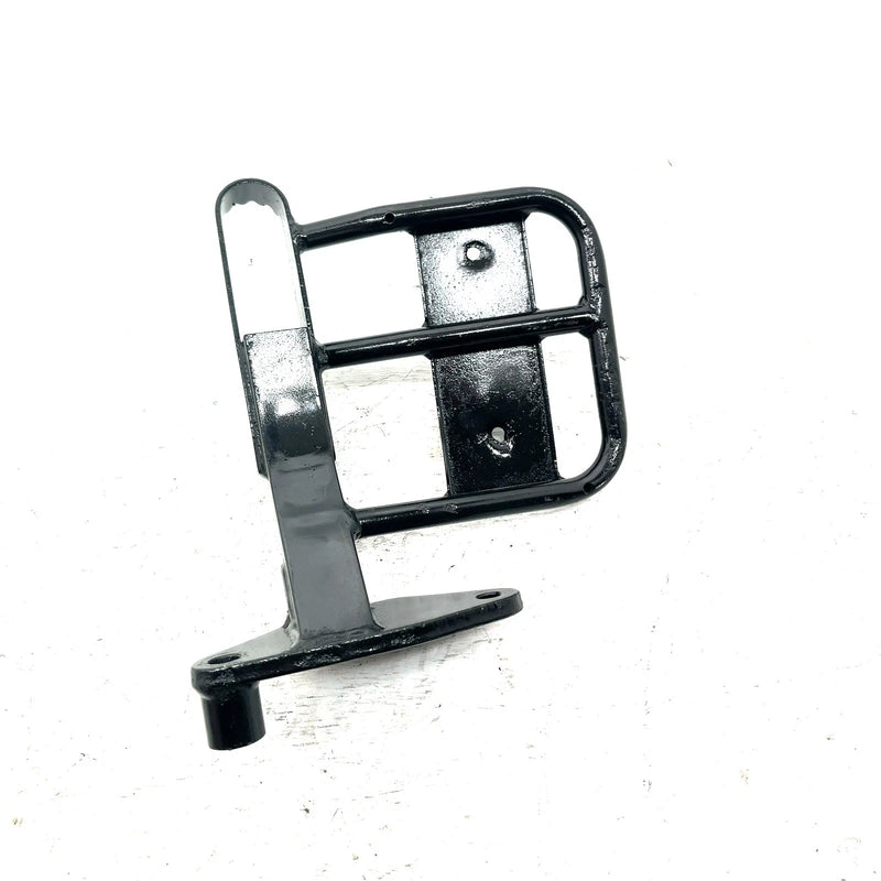 1987 Suzuki Quadrunner 300 LT300E 2x4 OEM Right Footrest 21110-41B00 AS36