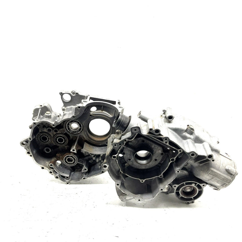 null Yamaha Grizzly 550 YFM550 4x4 OEM Crankcase 3B4-15100-27-00 AY65