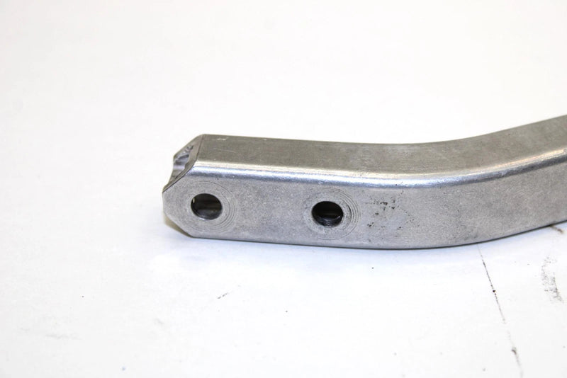 2005 Ski-doo Mach Z 1000 Oem Handle Support 518324228 Q3265