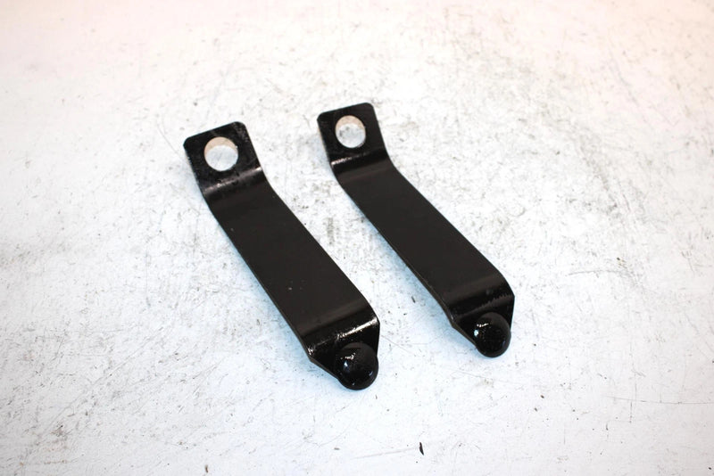 2001 Polaris Xplorer Oem Rear Fender Bracket Pair 5220902-067 Q3992