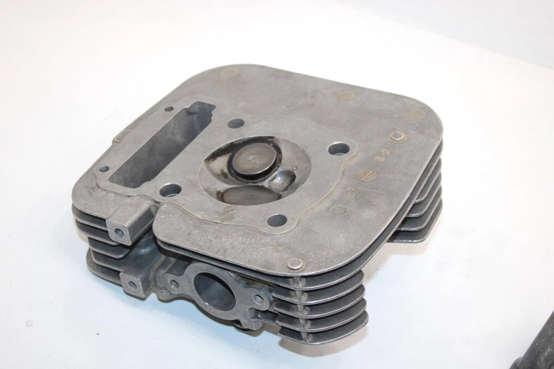 02 Polaris Magnum 325 4x4 Freedom Oem Cylinder Head 3087118 3089270 AP36