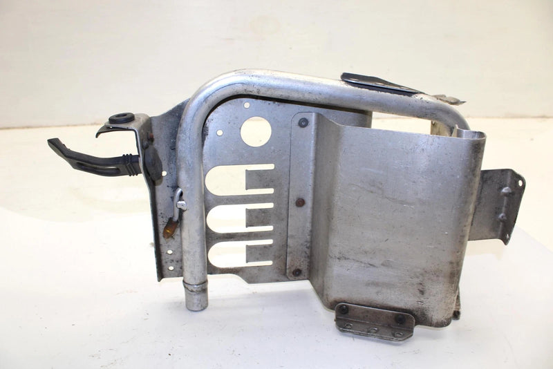 2005 Yamaha Rs Vector Oem Left Foot Rest Foot Well 8FU-21960-01-00 SY104