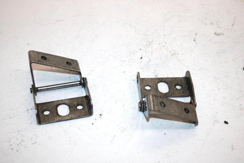 00 Yamaha Sx500r Oem Hood Hinge Set 8CR-7714A-00-00 8CR-77140-00-00 SY0