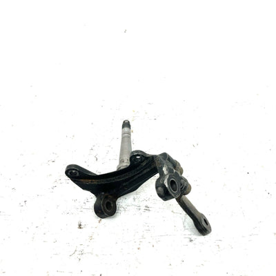 2000 Yamaha Warrior 350 YFM350X OEM Right Steering Knuckle 3GD-23502-10-00 AY67