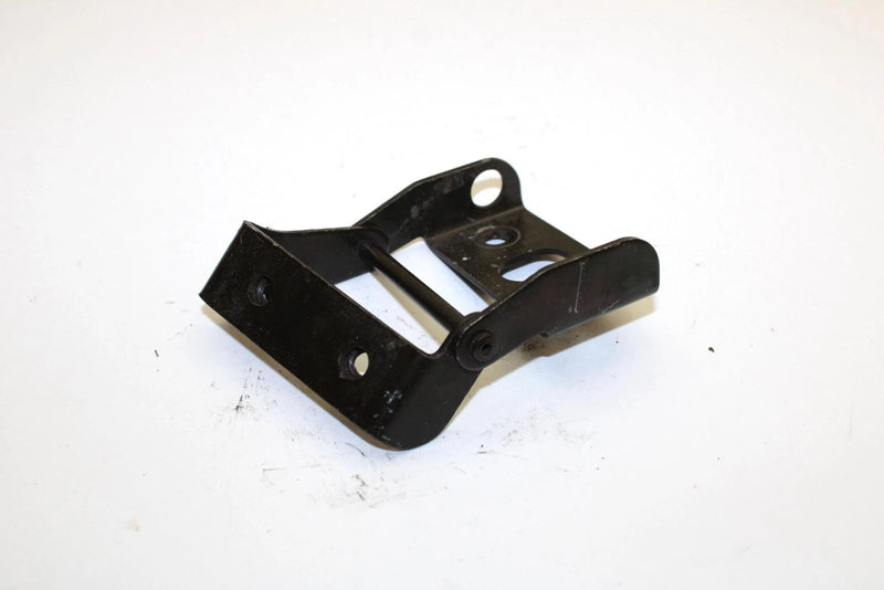 2002 Yamaha Mountain Max 700 Oem Right Hinge 8CR-7714A-00-00 Q2625