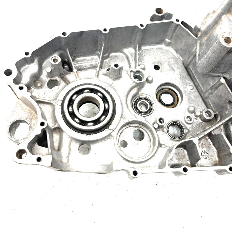 87 Suzuki Quadrunner 300 LT300E 2x4 OEM Engine Motor Crankcase 11300-24855 AS36