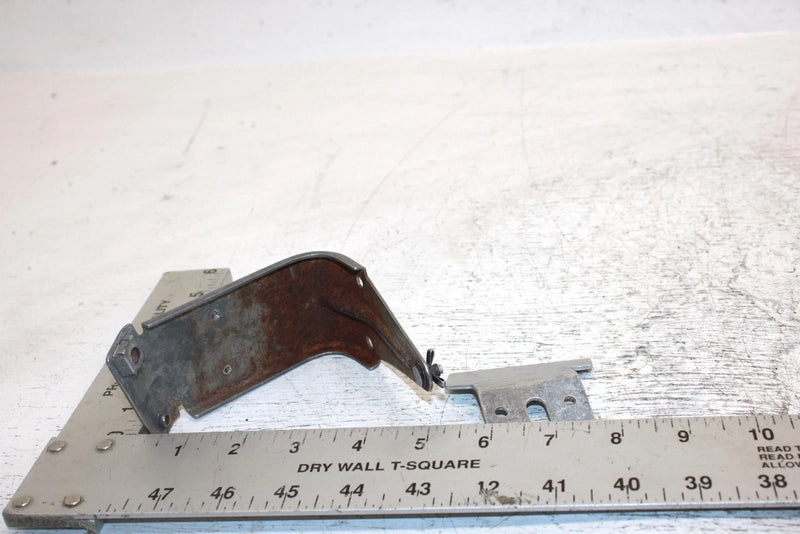 1997 Polaris Indy 500 Oem Right Side Panel Bracket 5240995 SP20