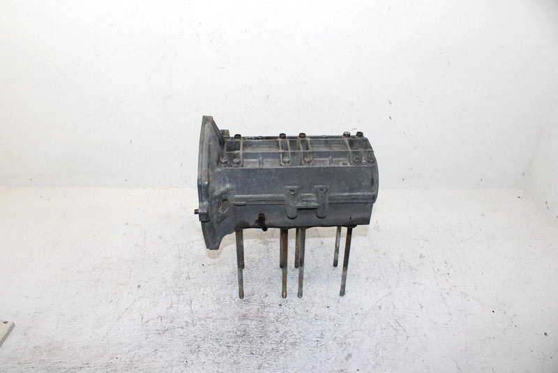 1991 Yamaha Exciter Ii 570 Liquid Oem Crankcase W/Studs 84N-15100-02-00 SY24