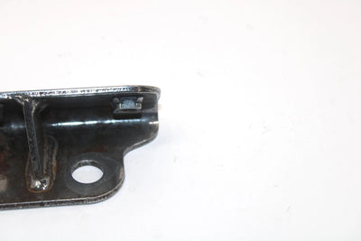 1988 Yamaha Xlv Oem Lower Rear Engine Mount Bracket 8K4-21427-00-00 SY128