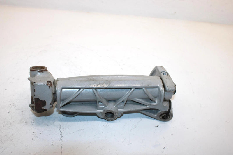 07 Arctic Cat Jaguar Z1 1100 Efi Oem Front Right Steering Knuckle 2703-220 SA301
