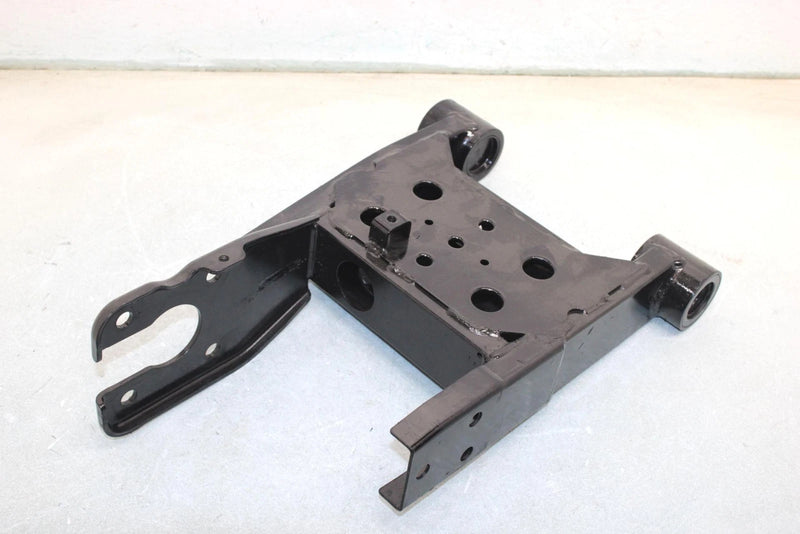 00 Polaris Xpedition 425 Oem Rear Swingarm (Black) 1012839-067 AP19