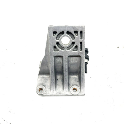 03 Yamaha WaveRunner XLT1200 OEM Left Rear Engine Bracket 68N-21425-00-94 JY30