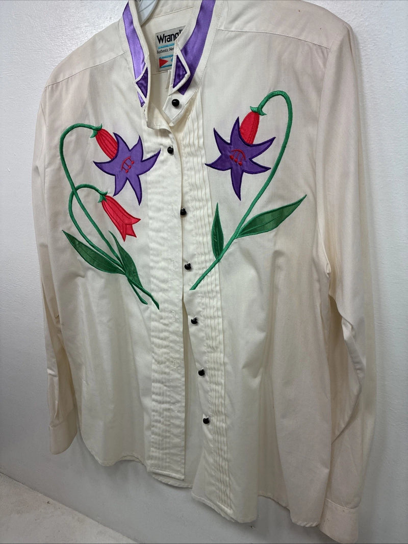 New Women’s Wrangler White Design Long Sleeve Button Up Size XL TT-139