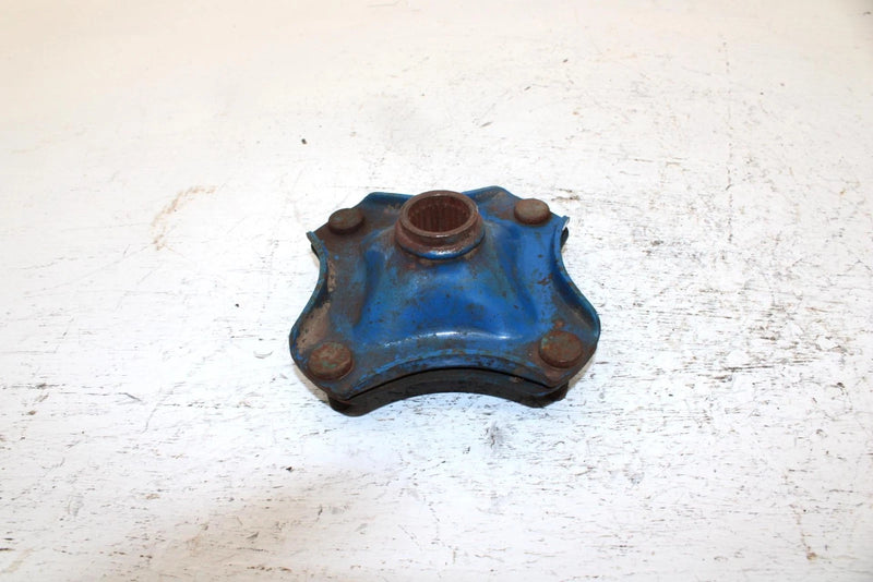 1988 Suzuki Lt 230 E Oem Rear Wheel Hub 64110-24511 AS7