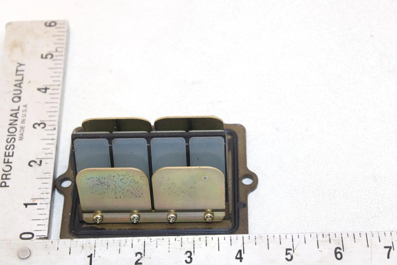 99 Polaris Xcr 440 Oem Intake Reed Valve 1201747 SP205