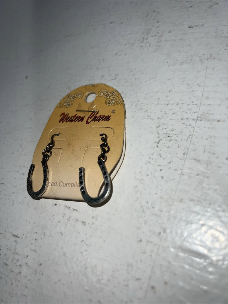 New Women’s Western Charm Horse Shoe Earrings. 29244 A-84