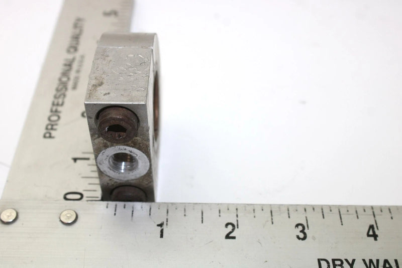 98 Ski-doo Mach I OEM Pivot Arm Block 233201414 SS119