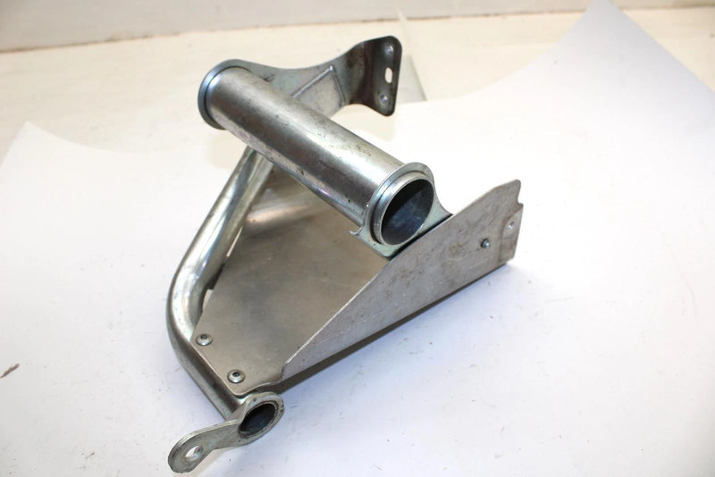 2007 Yamaha Phazer Oem Right Foot Rest Foot Well 8GJ-21970-00-00 SY97