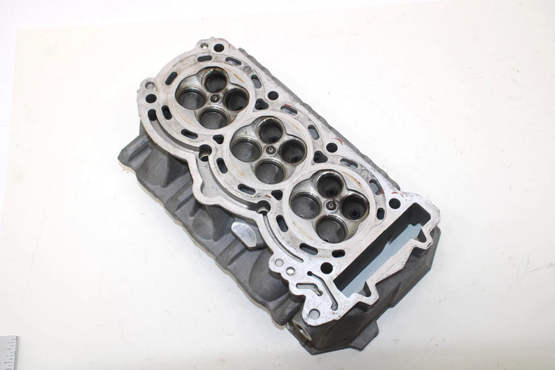 2017 Ski-doo Grand Touring 900 Oem Cylinder Head 420623878 SS65