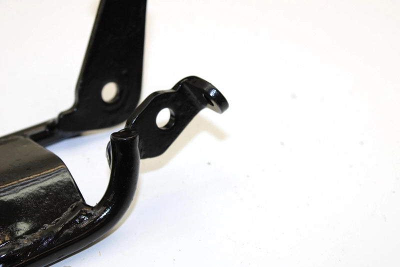 89 Suzuki Quadrunner 160 2x4 OEM Right Footrest Guard 43590-02c00-019 AS16