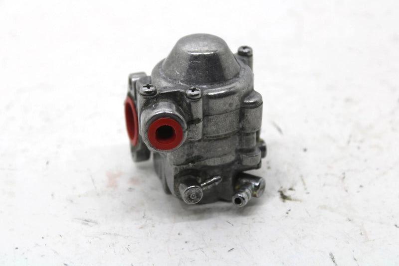 1987 Yamaha Srv Oem Oil Pump Assembly 8V8-13101-00-00 SY131