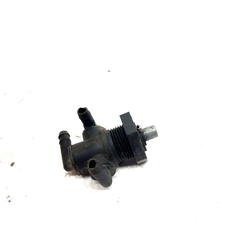 2003 Polaris Magnum 330 4X4 OEM 3 Way Fuel Valve 7052161 AP218