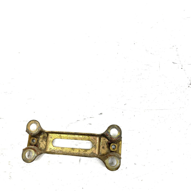 87 Honda FourTrax 200 TRX200SX 2x4 OEM Handlebar Cover Stay 53206-HB3-000 AH91