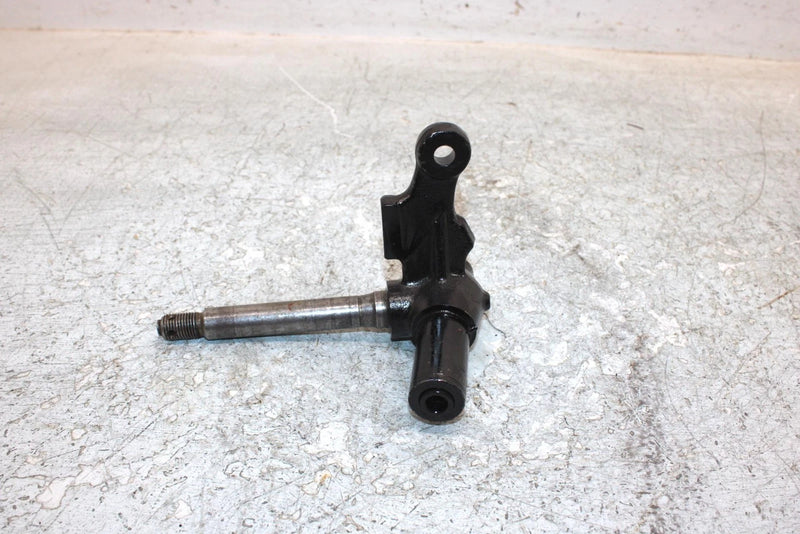 1988 Yamaha  Moto 4 Oem Left Steering Knuckle 59V-23501-01-00 AY23