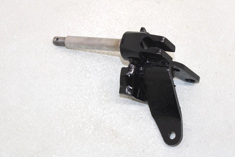 86 Polaris Trail Boss  Oem Right Front Steering Spindle 1821024 AP138