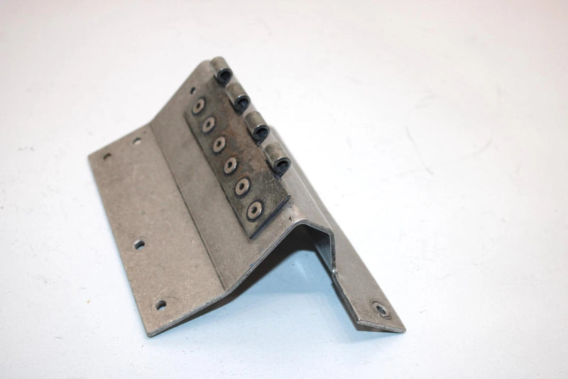 90 Polaris Sport Oem Hinge Bracket 5241437 5220406 Q3536
