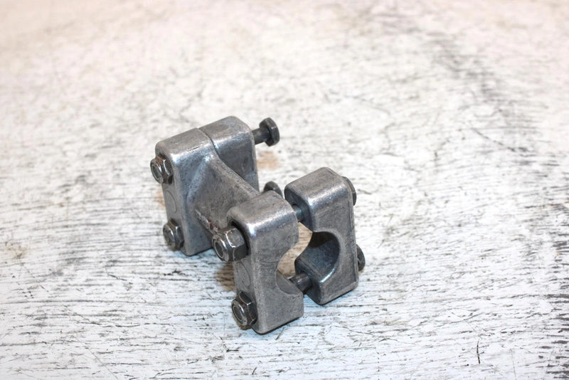 1997 Polaris Indy 500 Oem Handebar Mount W/Bolts 5630187-067 SP20