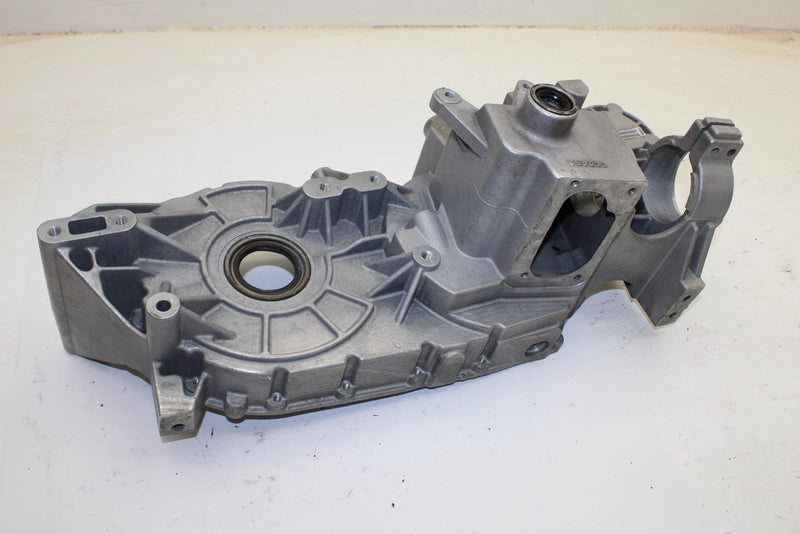 01 Polaris Sportsman 400 OEM Right Transmission Case 3233776 AP107
