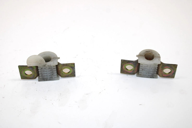 2005 Ski-doo Mach Z 1000 Oem Sway Bar Bushing Pair 506095800 SS76
