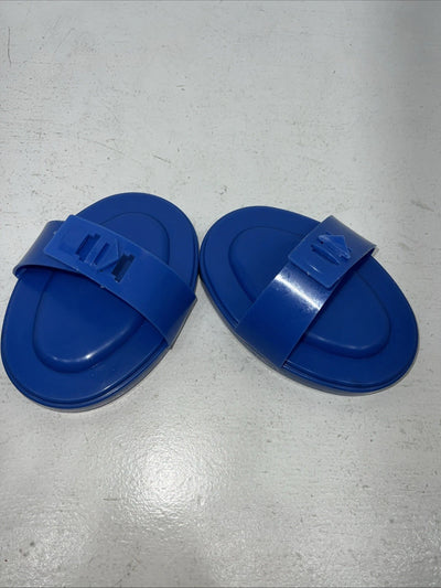 New Blue Curry Comb For Horses Set Of 2 F-502