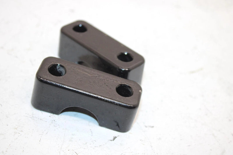 05 Polaris Phoenix 200 Oem Handlebar Clamp 0452688 0452685 AP35