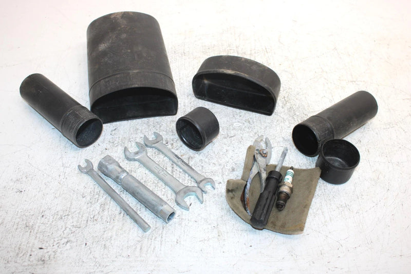 2002 Honda Foreman Rubicon Oem Tool Box W/Tools 89010-HN2-000 AH36