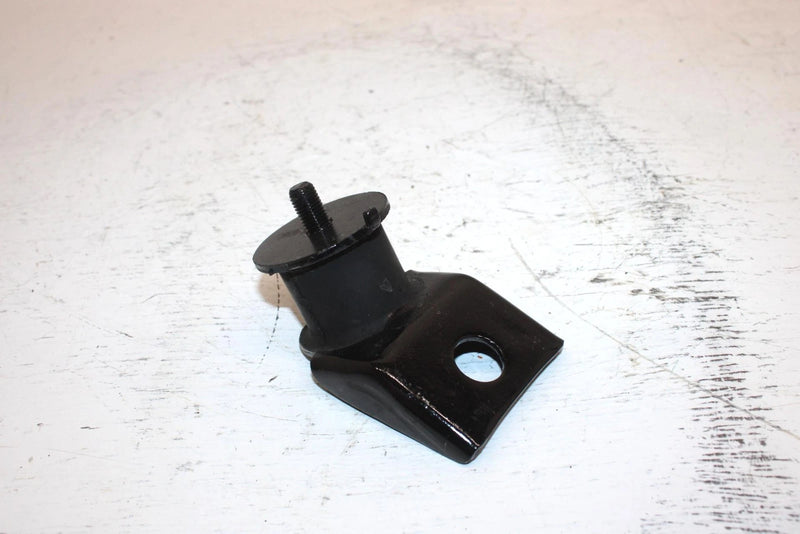 1989 Yamaha Inviter Oem Front Engine Mount Dampner 81E-21486-00-00 SY17