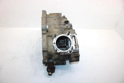 1998 Yamaha Grizzly Oem Crankcase  4WV-15100-12-00 AY49