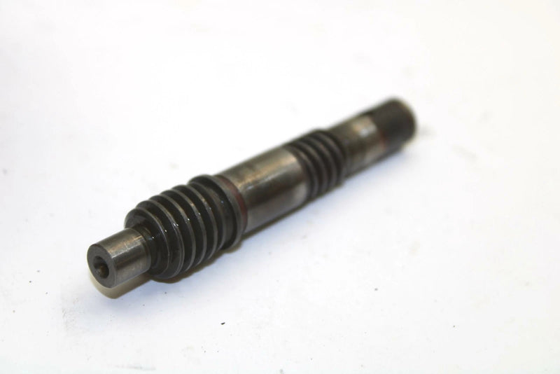 Yamaha OEM Oil Pump Worm Shaft 826-13175-00-00 Q4468