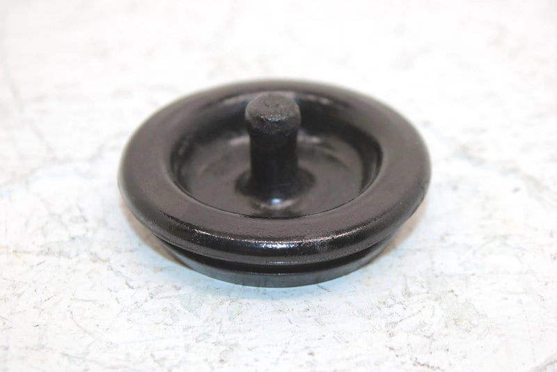 1985 Honda Atc 110 Oem Chain Case Cover Cap 40529-958-010 AH68