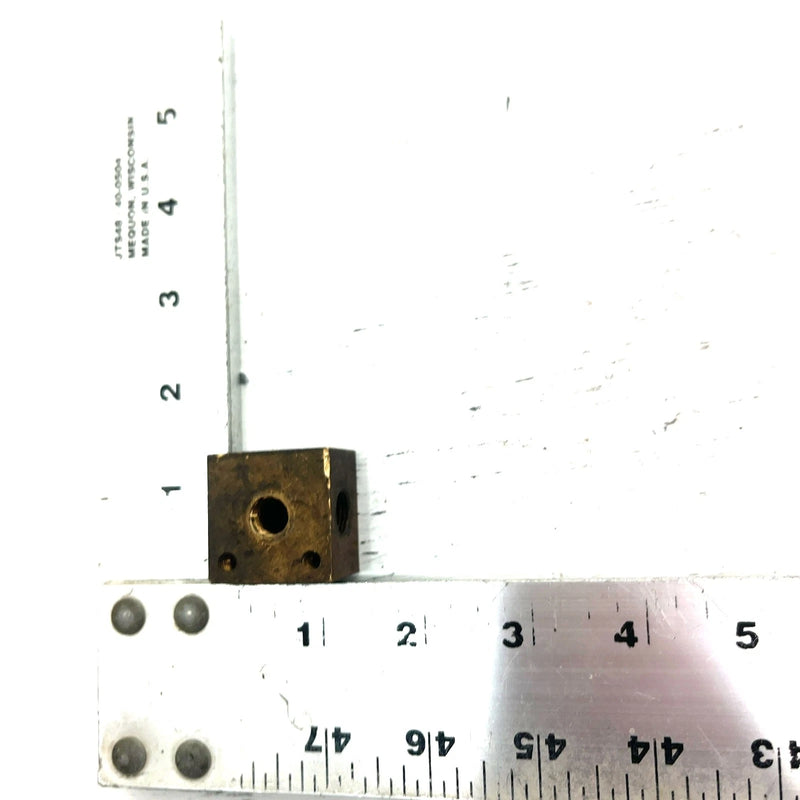 96-99 Polaris Xplorer 300 OEM Brake Tee Fitting 7052103 AP237
