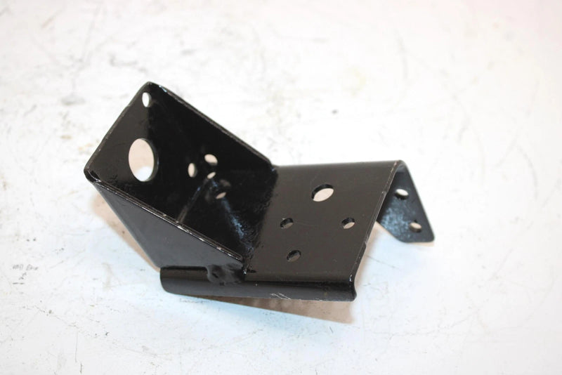 92 Polaris Classic Oem Front Muffler Support 5222575 SP148