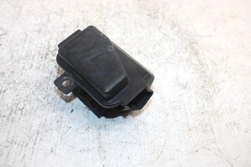 2000 Honda Trx300 Fourtrax 4x4 Oem Connector Box 32300-HC4-670 AH37