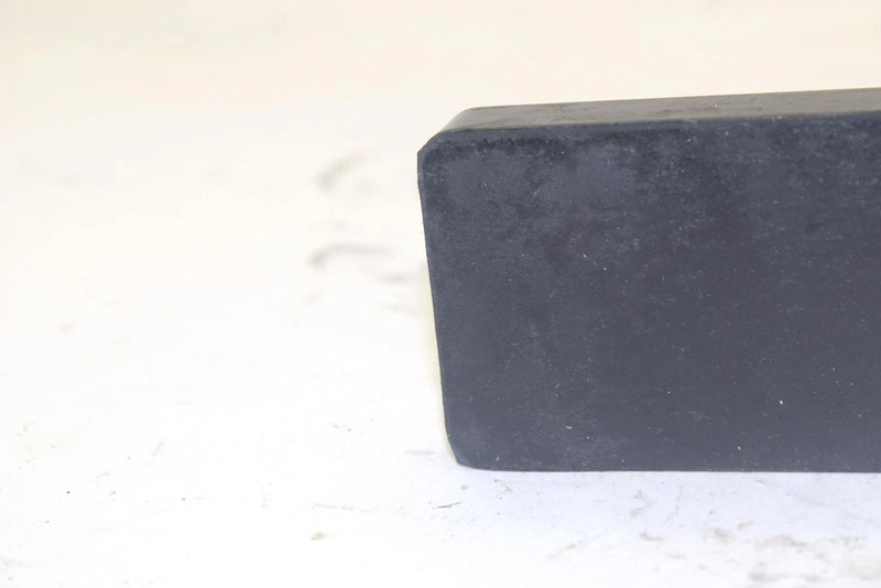 1993 Arctic Cat Tigershark Oem Rubber Plate Support 0673-150 JA8