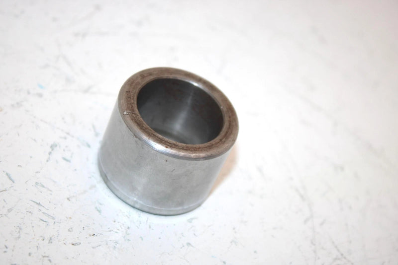 86 Honda Fourtrax  Trx125 A Oem Center Tight Spacer 5020557 AH16
