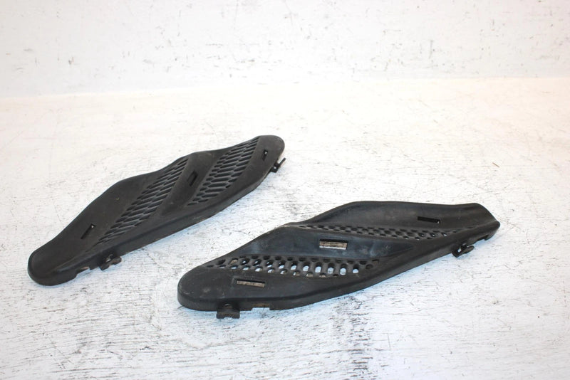 2002 Ski-doo Mxz 700 Oem Lower Hood Vent Set 517302034 517302036 SS20