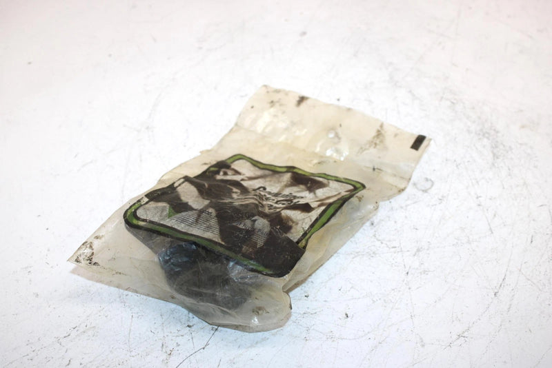 98 Arctic Cat Zr 440 Sno Pro Oem NOS Engine Motor Mount 0608-240 SAS7