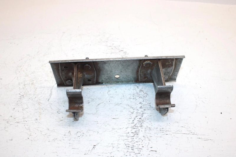 1985 Honda Atc 110a All Terrain Oem Rear Fender Hinge 80102-968-000 AH58